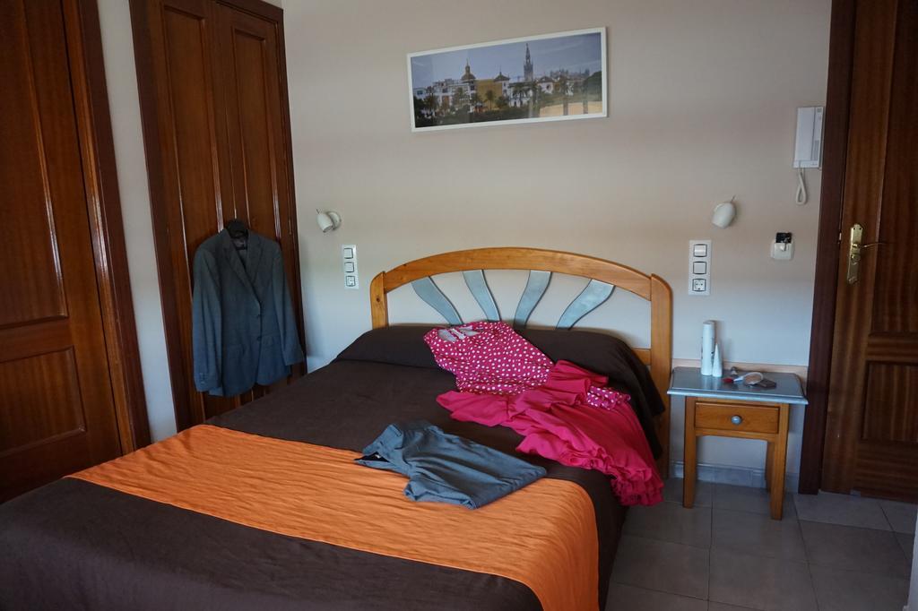 Alamare Guest house *
